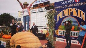 Calabaza de 866 kilos gana concurso en EEUU