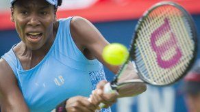 Venus Williams despierta del sueño a española Carla Suárez