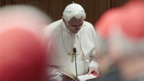 El Papa reza por víctimas de choque de tren en Argentina