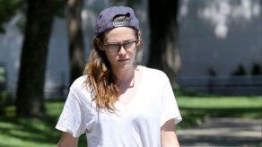 Kristen Stewart insulta a paparazzi al preguntarle por Robert Pattinson
