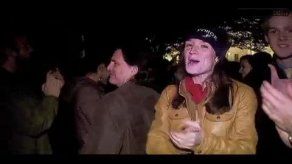 Una multitud celebra la victoria de Obama frente a la Casa Blanca