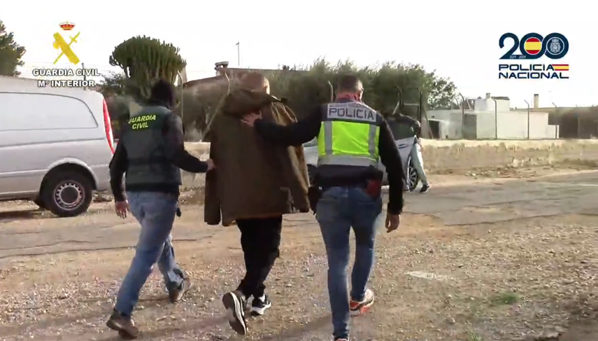 Desarticulan en España red de tráfico de migrantes implicada en la muerte de dos británicos.