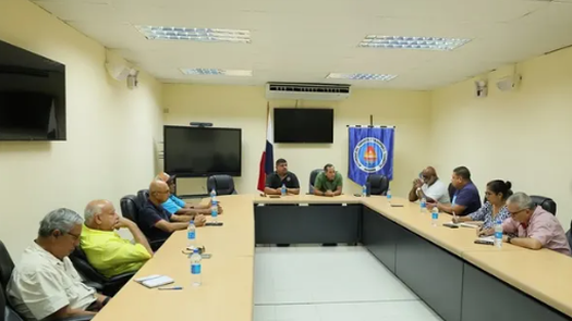 ATTT y transportistas buscan evitar alza del pasaje ATTT y transportistas buscan evitar alza del pasaje