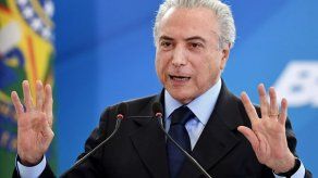 Presidente brasileño lamenta ataque que dejó doce muertos y pide paz en 2017