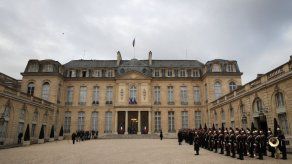 Facebook identifica 30.000 cuentas falsas en Francia