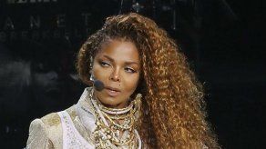 Janet Jackson afronta con fortaleza su primer embarazo