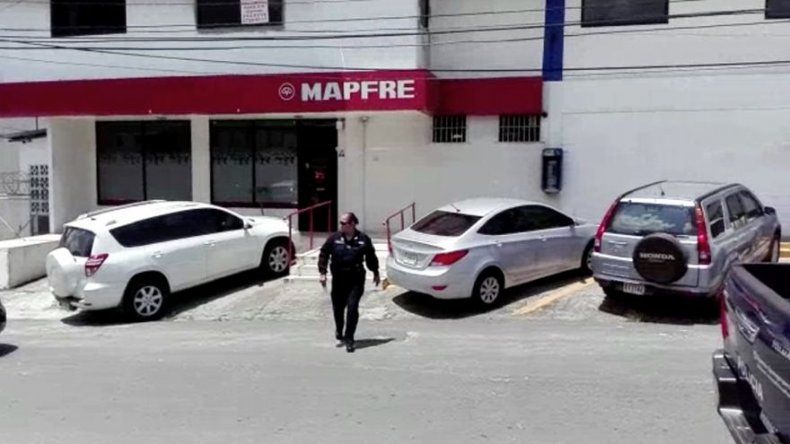 Roban en sucursal de Mapfre en La Chorrera