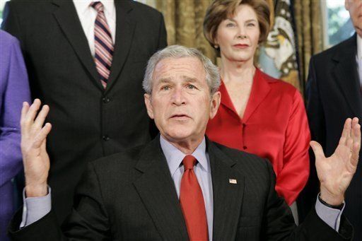 Bush proyecta cumbre mundial para enfrentar la crisis