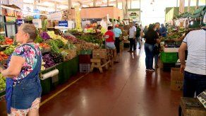 Merca Panamá abarrotado en vísperas de Navidad