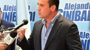 Guatemala: Renuncia candidato oficial a la presidencia