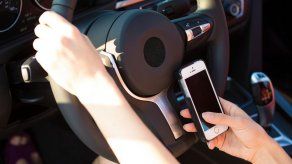 El 38% de los jóvenes de EEUU textea mientras conduce su auto