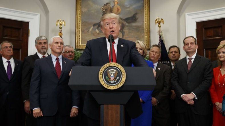 Golpe de Trump a “Obamacare” sacude a consumidores