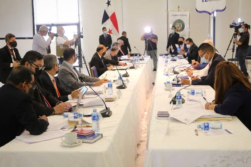 Cuarta reunión de la mesa técnica sobre reformas electorales.