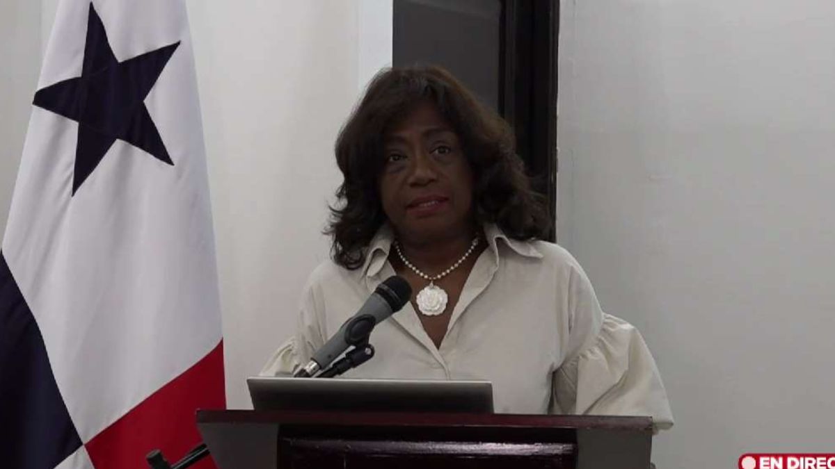 Ministra de MEDUCA, Lucy Molinar.&nbsp;