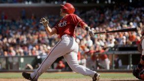 Nieves pega volado y les rompe una racha a los Gigantes 3-2