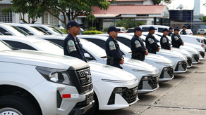Policía Nacional recibe 19 vehículos Policía Nacional recibe 19 vehículos