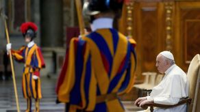 Francisco los había recibido anteriormente el 27 de abril, el 22 de junio y el 3 de agosto. Francisco los había recibido anteriormente el 27 de abril, el 22 de junio y el 3 de agosto.