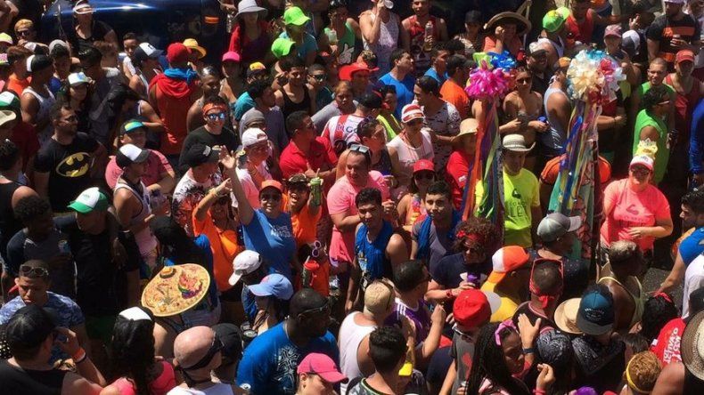 María del Carmen en su 1er paseo por el Parque Porras