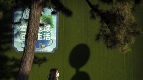 A nivel mundial, los contagios suben desde hace semanas y el número de muertes ha comenzado a incrementarse.