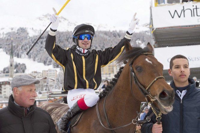 Carreras de caballos invernales en Suiza