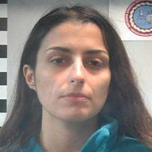 Polémica en Italia por caso de presa a la que le quitan su bebé al nacer
