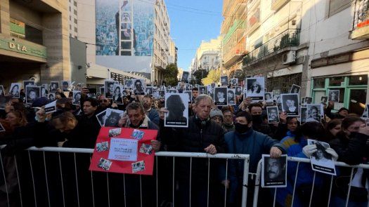 Reclaman justicia a 28 años del ataque a centro judío AMIA en Argentina