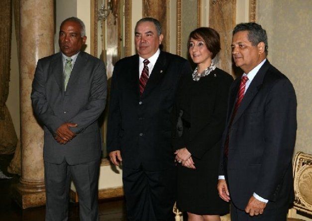 Nuevos ministros de equipo de Torrijos tomaron posesión