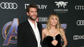 Miley Cyrus rompe a llorar al recordar a su ex Liam Hemsworth