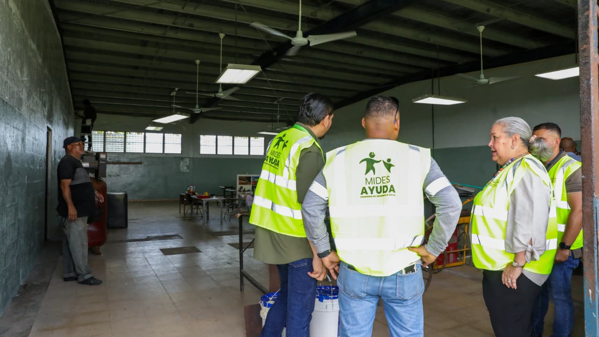 MIDES presenta los avances en la remodelación del CEFODEA para jóvenes estudiantes