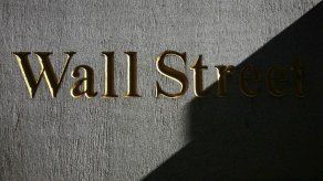 Wall Street cierra a la baja