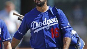 Dodgers rechazan extender contrato de Ethier