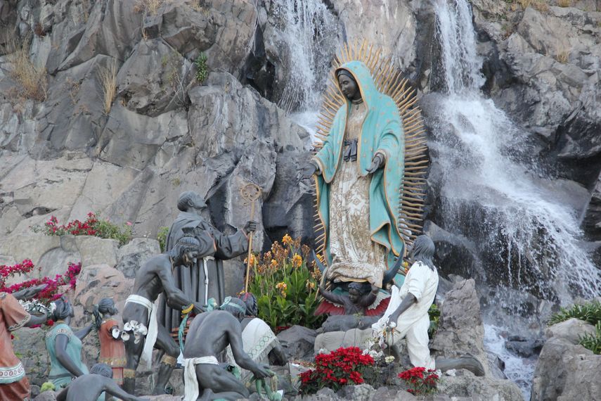 Virgen de Guadalupe. Virgen de Guadalupe.