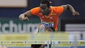 Atleta cubano Dayron Robles estará fuera de próxima temporada bajo techo