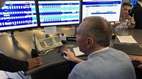 Pietro Parolin visitó el Canal de Panamá y abrió esclusa