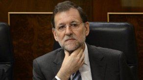 Gobierno español eleva a 450 euros ayuda a parados con familias