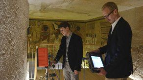 Exploran la tumba de Tutankamón en busca de Nefertiti