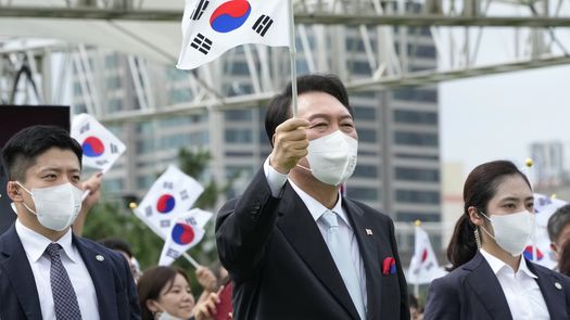 Corea del Norte insiste en que panfletos y otros objetos lanzados por activistas desde el otro lado de la frontera expanden el virus, una afirmación sin base científica que Seúl tacha de “ridícula”