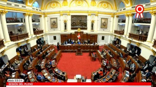 Organización de la Asamblea General de la OEA peligra en Perú por rechazo al baño neutro