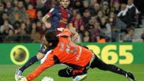Barcelona dice que no venderá a Fábregas