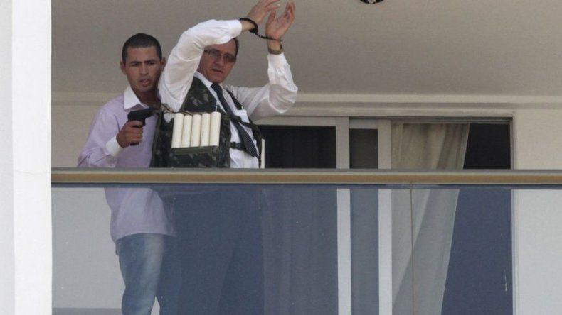 Hombre libera a rehén en hotel de Brasil