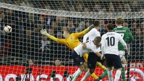 Platini defiende la Eurocopa de 24 equipos