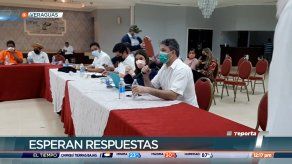 Inicia mesa de trabajo entre educadores y miembros del Gobierno