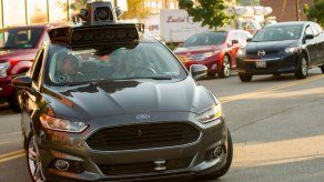Apple alquila autos de Hertz para probar software de conducción autónoma