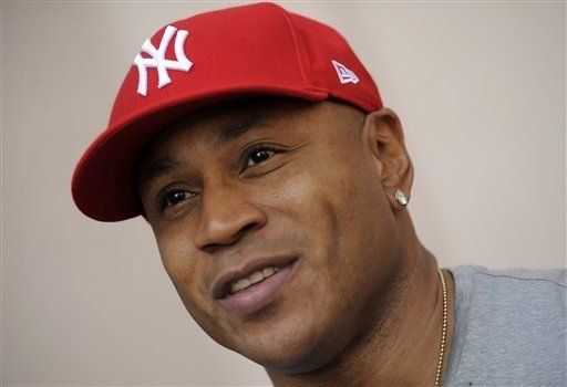 Rapero LL Cool J somete a ladrón de su casa