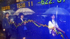 Japón anuncia abultado plan de reactivación económica