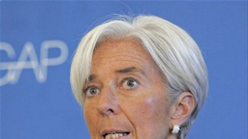 Lagarde: Europa necesita más crecimiento y protección financiera