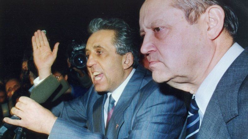 Muere Schabowski, quien anunció apertura del Muro de Berlín