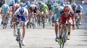 Dauphine: Evans gana la etapa