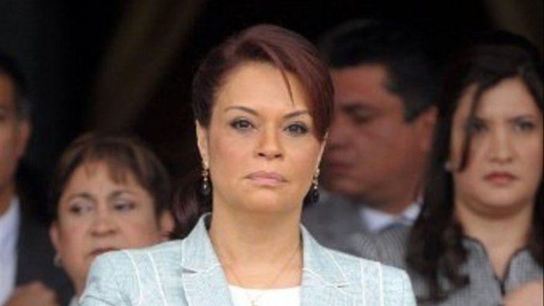 Baldetti abre en Panamá gira para despenalizar droga