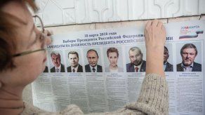 Más de 100 millones de rusos votan este domingo en unas elecciones sin misterio